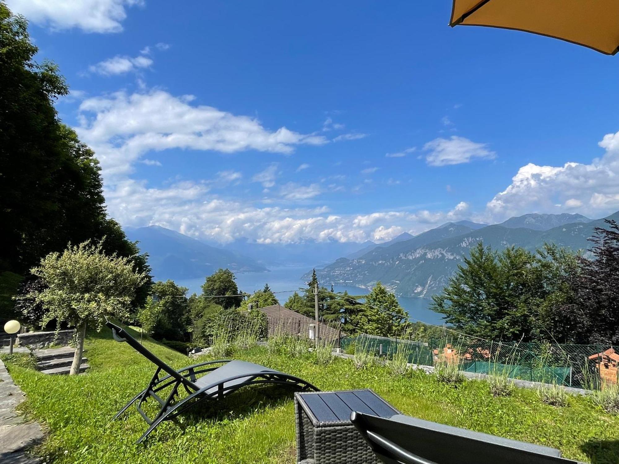 Villa D'Alba Guest House Civenna Bagian luar foto
