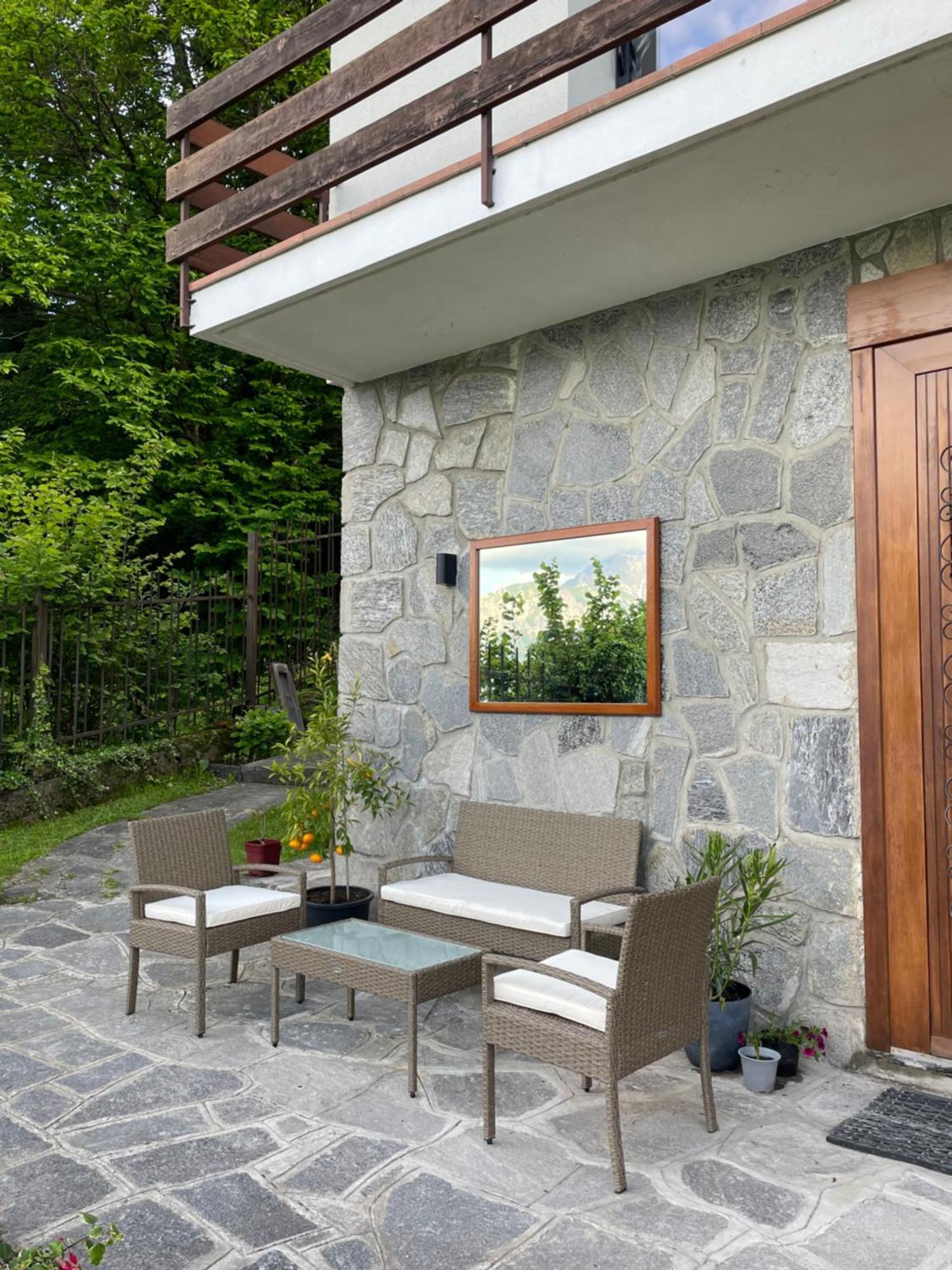 Villa D'Alba Guest House Civenna Bagian luar foto