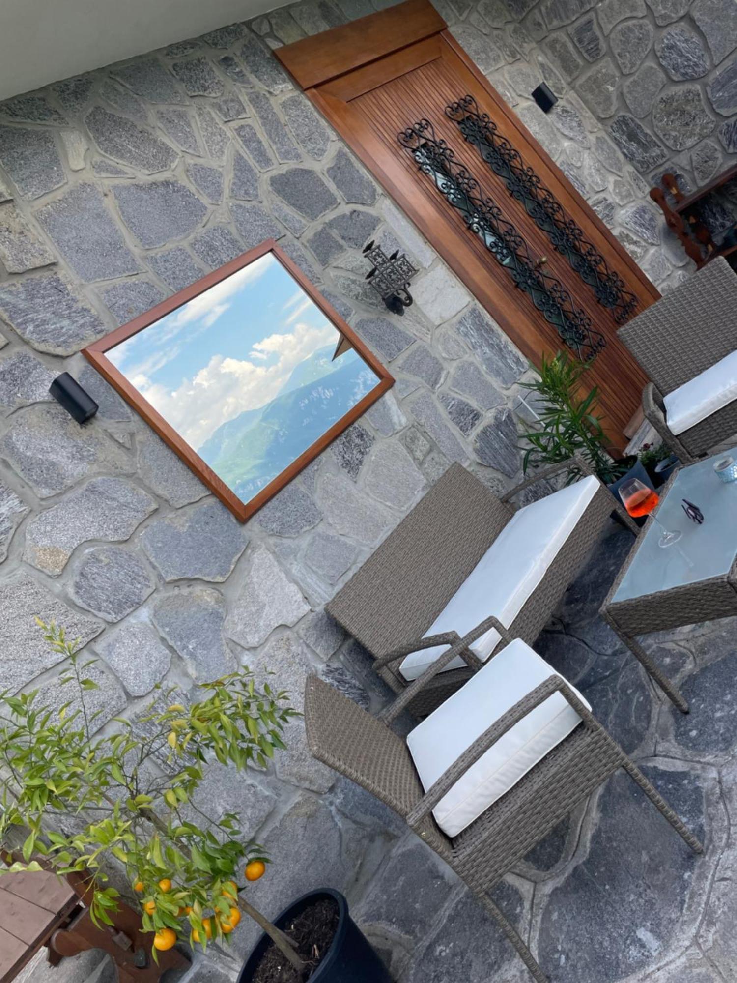Villa D'Alba Guest House Civenna Bagian luar foto